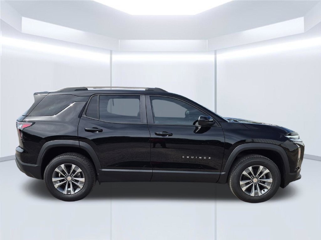 2027 Chevrolet Equinox LT - Photo 9
