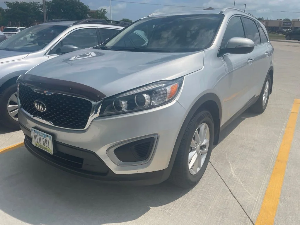 Used 2017 Silver Kia LX image 2