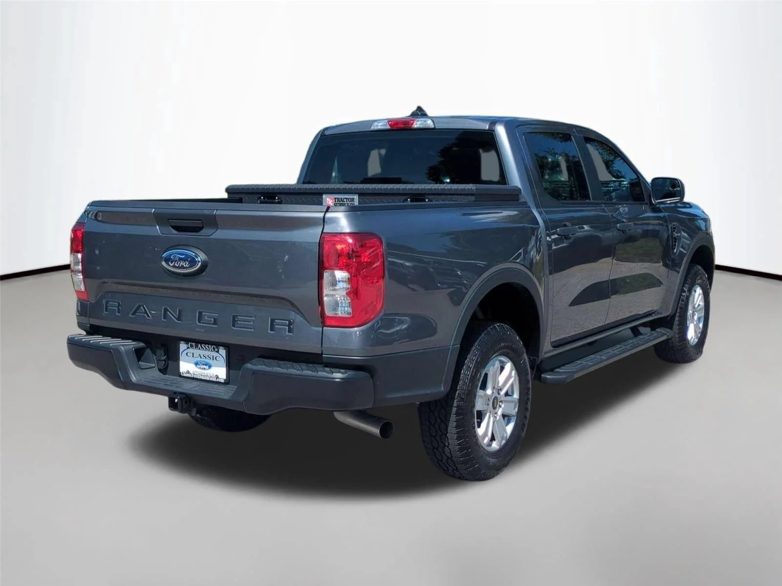 Used 2025 Carbonized Gray Ford XL image 5