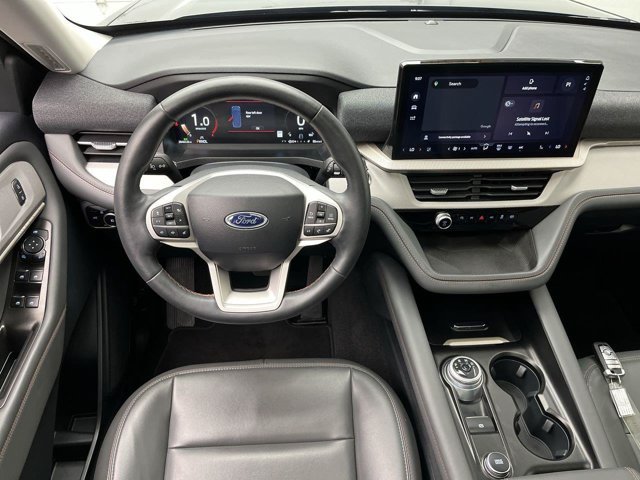 Used 2025 Carbonized Gray Ford Active image 19