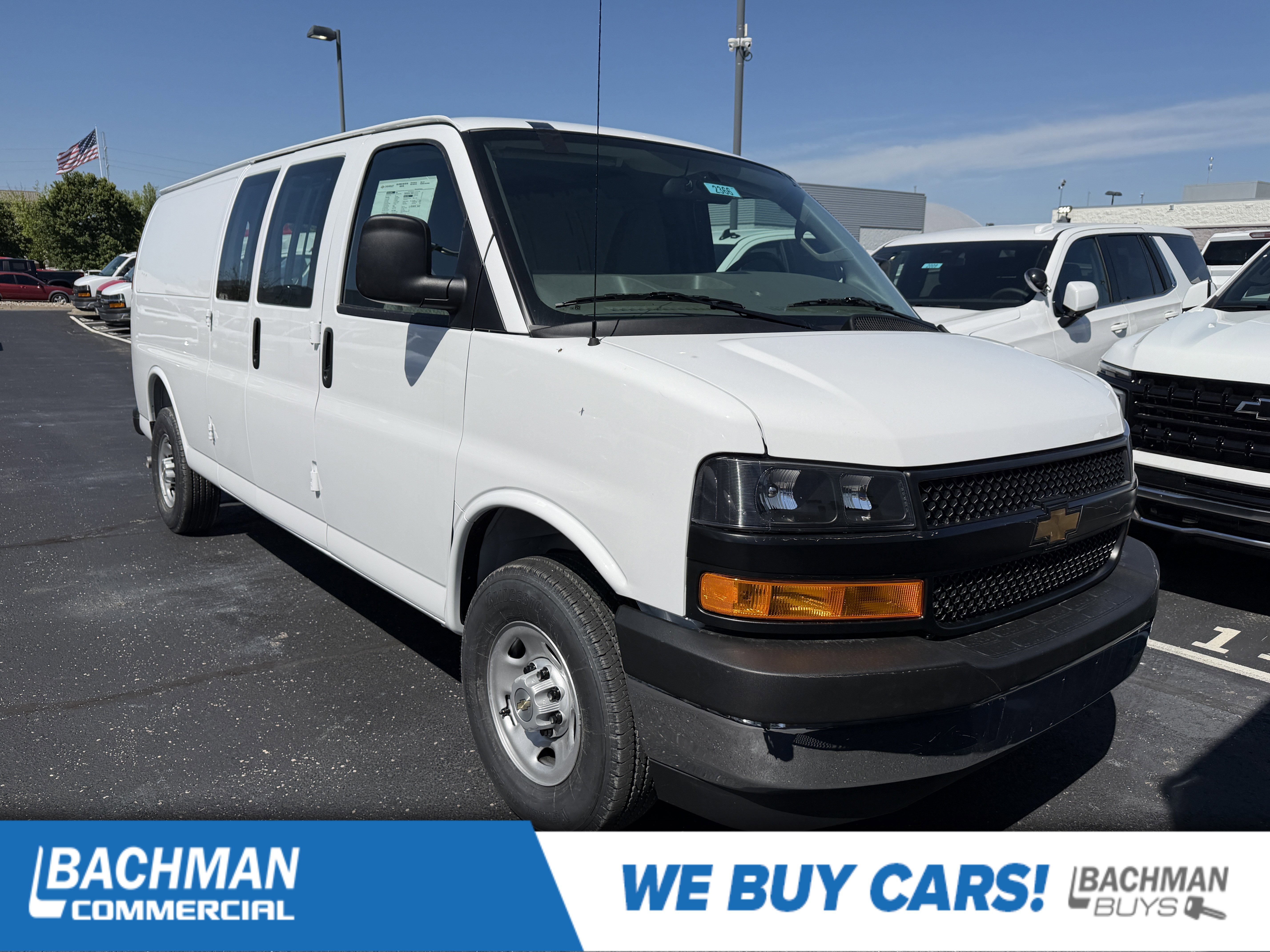 2026 Chevrolet Express 3500 Extended Work Van's photo