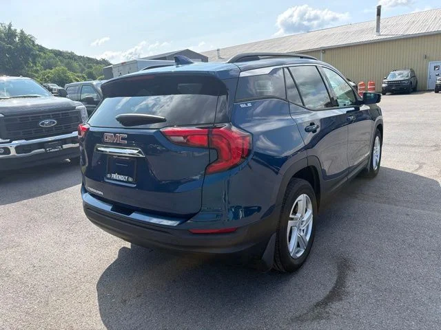 Used 2019 Blue Emerald Metallic GMC SLE image 8