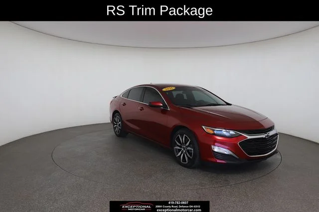 Used 2021 Red Chevrolet RS image 28