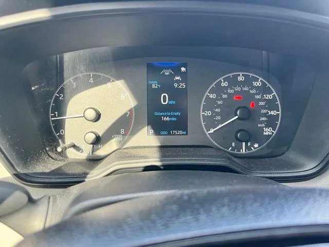 Used 2025 WIND CHILL PEARL Toyota  image 12