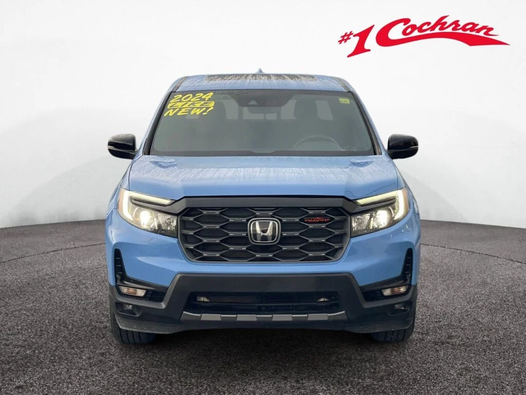 Used 2024 Diffused Sky Pearl Honda TrailSport image 32