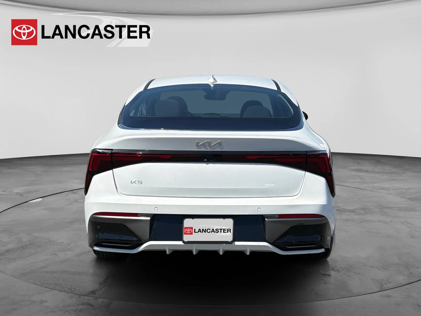 2025 Kia K5 LXS - Photo 6