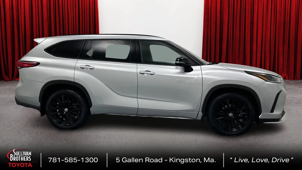 Used 2023 Silver Toyota XSE image 4
