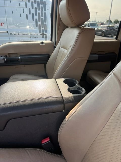 Used 2015 White Ford Lariat image 14