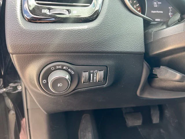 Used 2019 Black Jeep Limited image 14