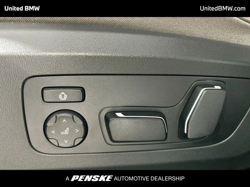 2026 BMW X3 30 - Photo 12