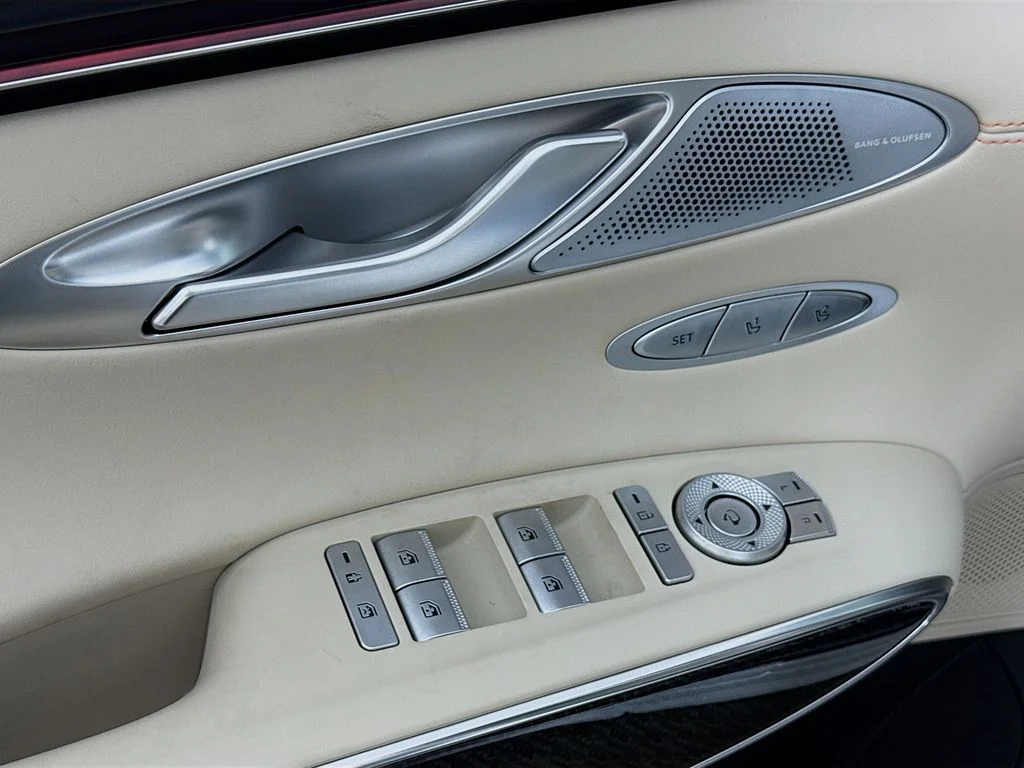 2026 GENESIS GV70 Sport Prestige - Photo 18