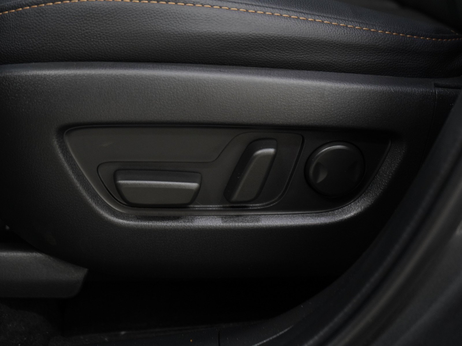 Used 2024  Mazda Preferred image 29