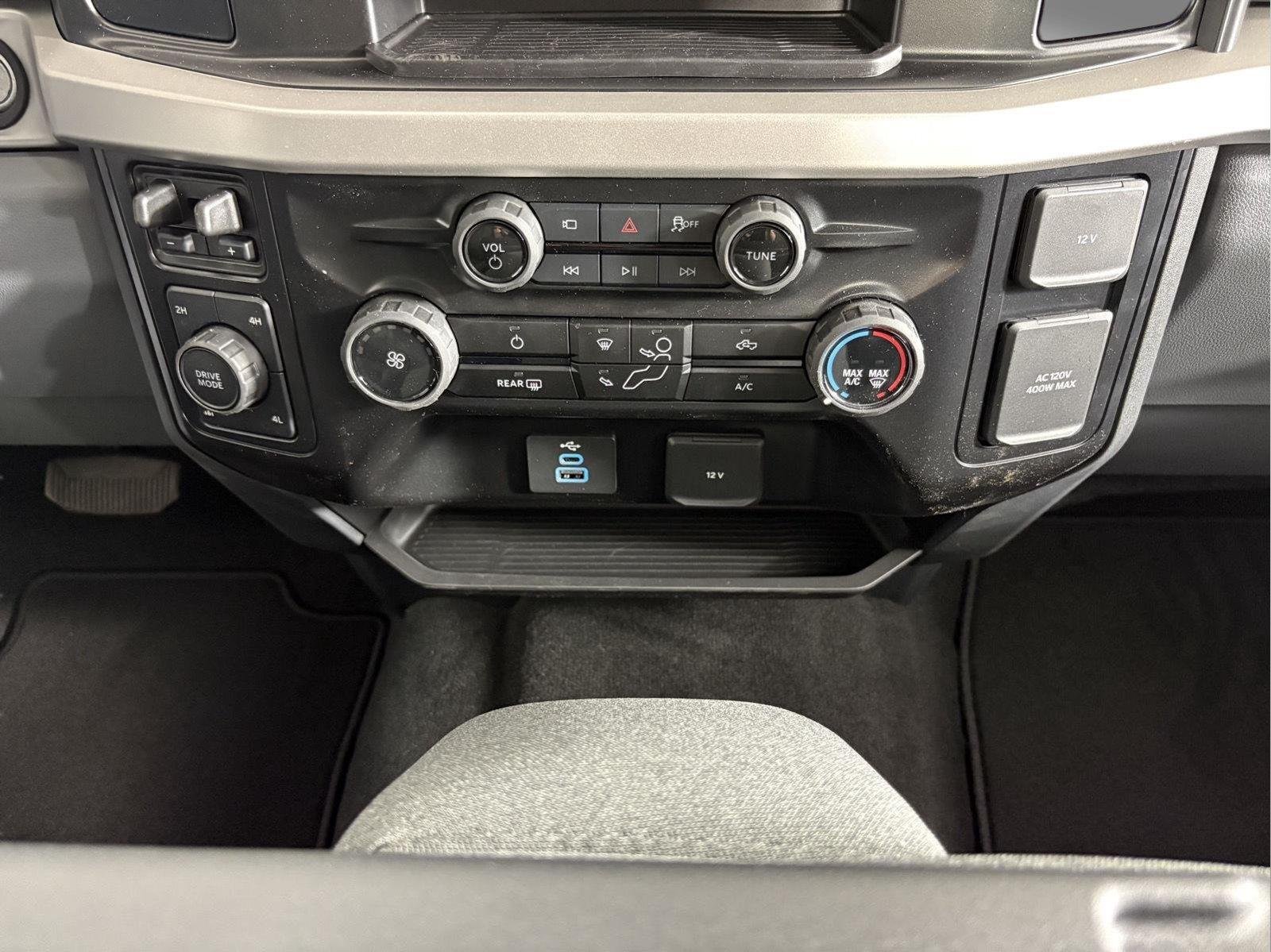 New 2026 Oxford White Ford F-350® XLT image 27
