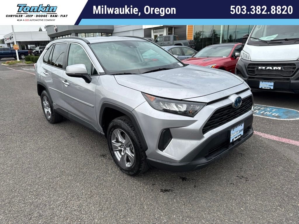 Used 2022 Silver Sky Metallic Toyota LE image 1