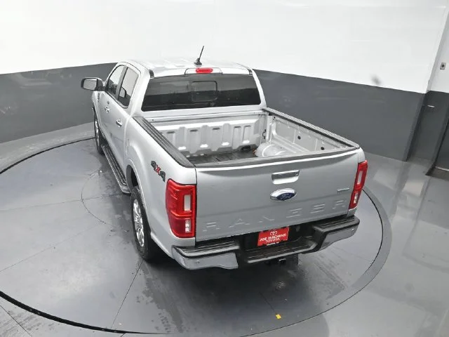 Used 2019 Silver Ford Lariat image 27