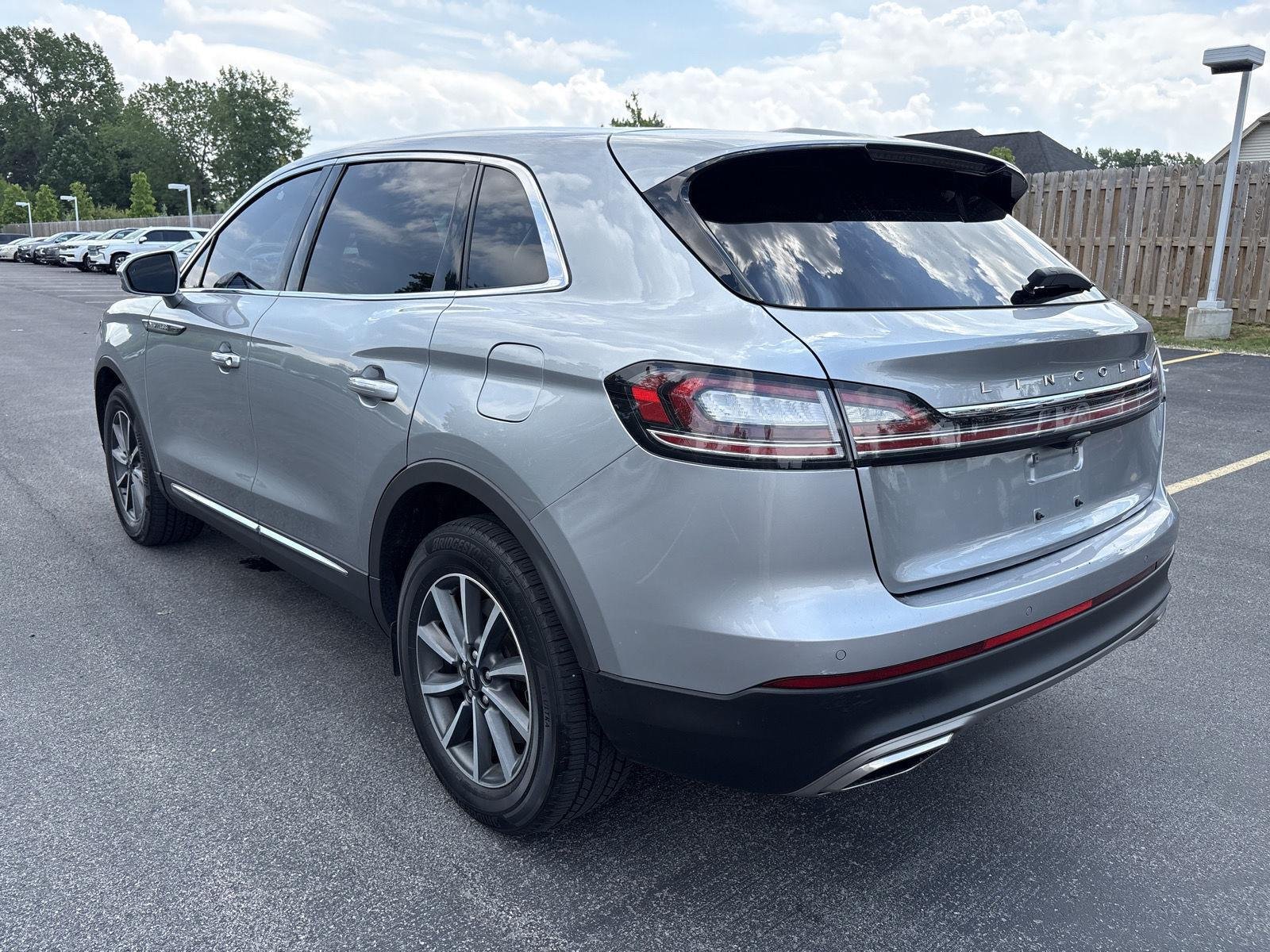 Used 2022  Lincoln Standard image 14