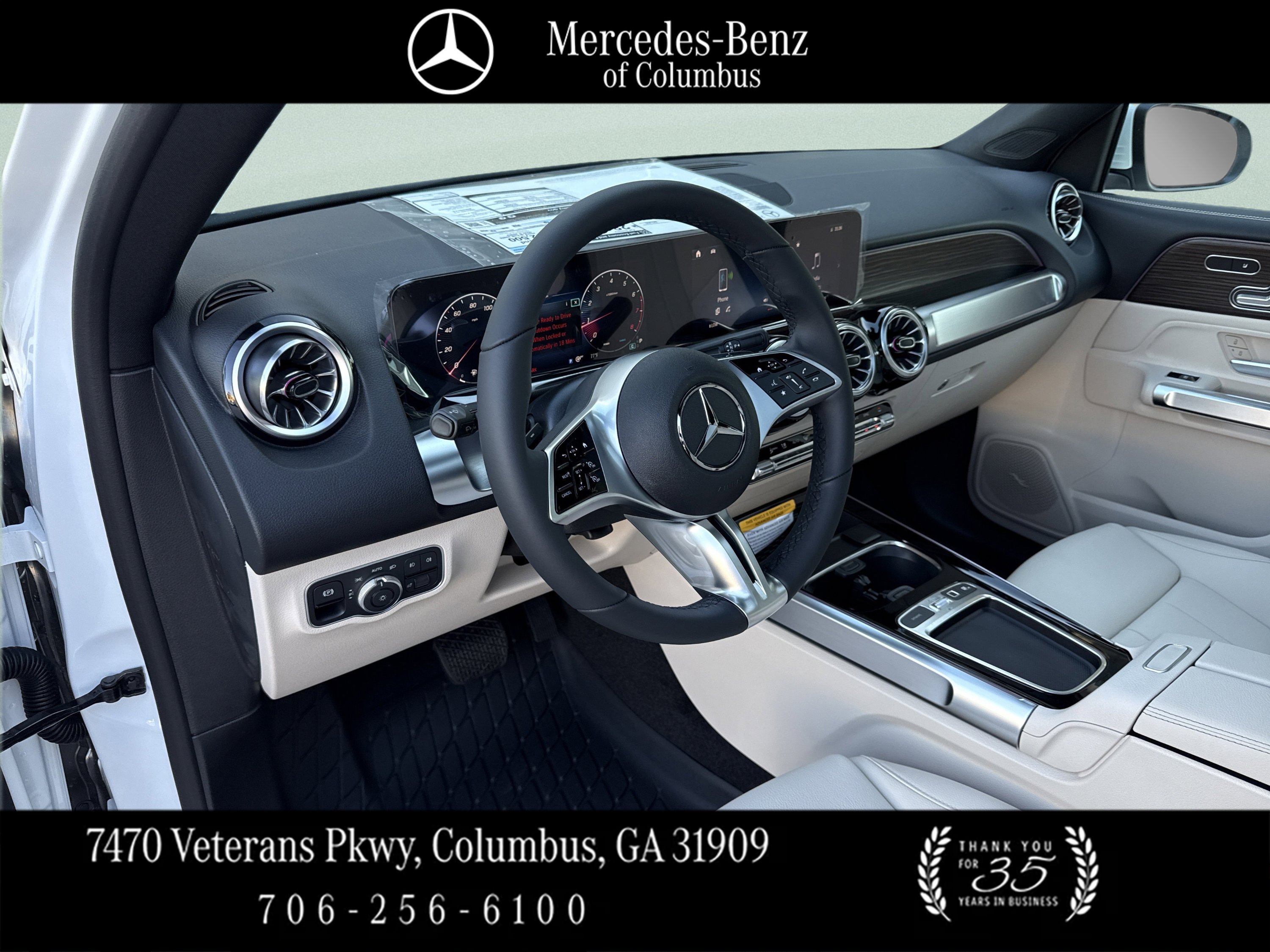 Used 2026 Polar White Mercedes-Benz GLB 250 image 18