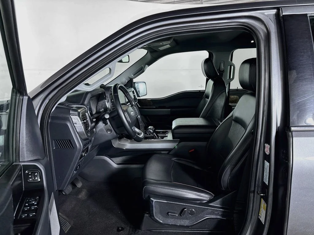 Used 2023 Gray Ford Lariat image 11