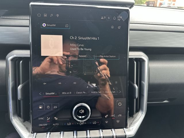 New 2026 Sterling Metallic GMC Elevation image 14