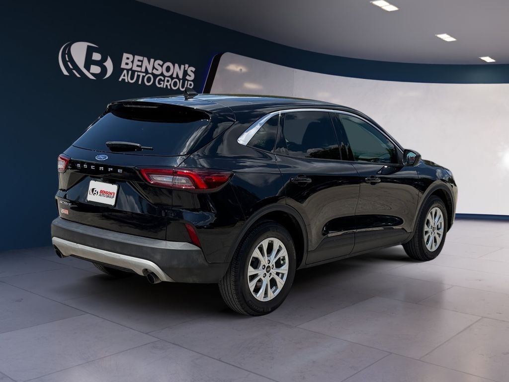 Used 2024 Black Ford Active image 5