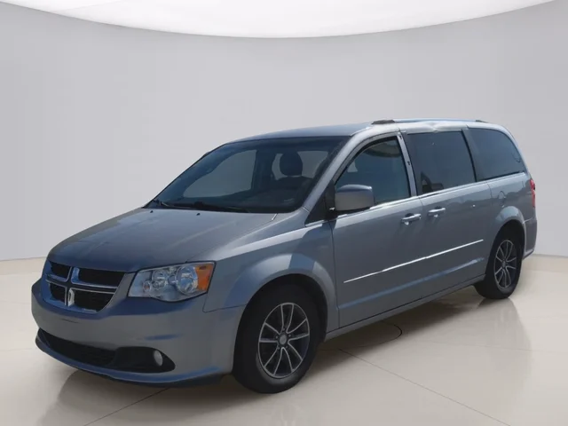Pre-Owned 2017 Dodge Grand Caravan SXT