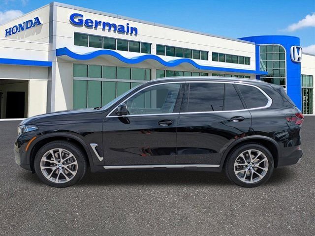 Used 2024 Black Sapphire Metallic BMW xDrive40i image 8