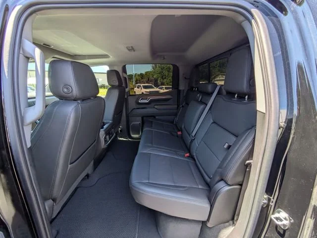 Used 2023 Onyx Black GMC Denali image 31