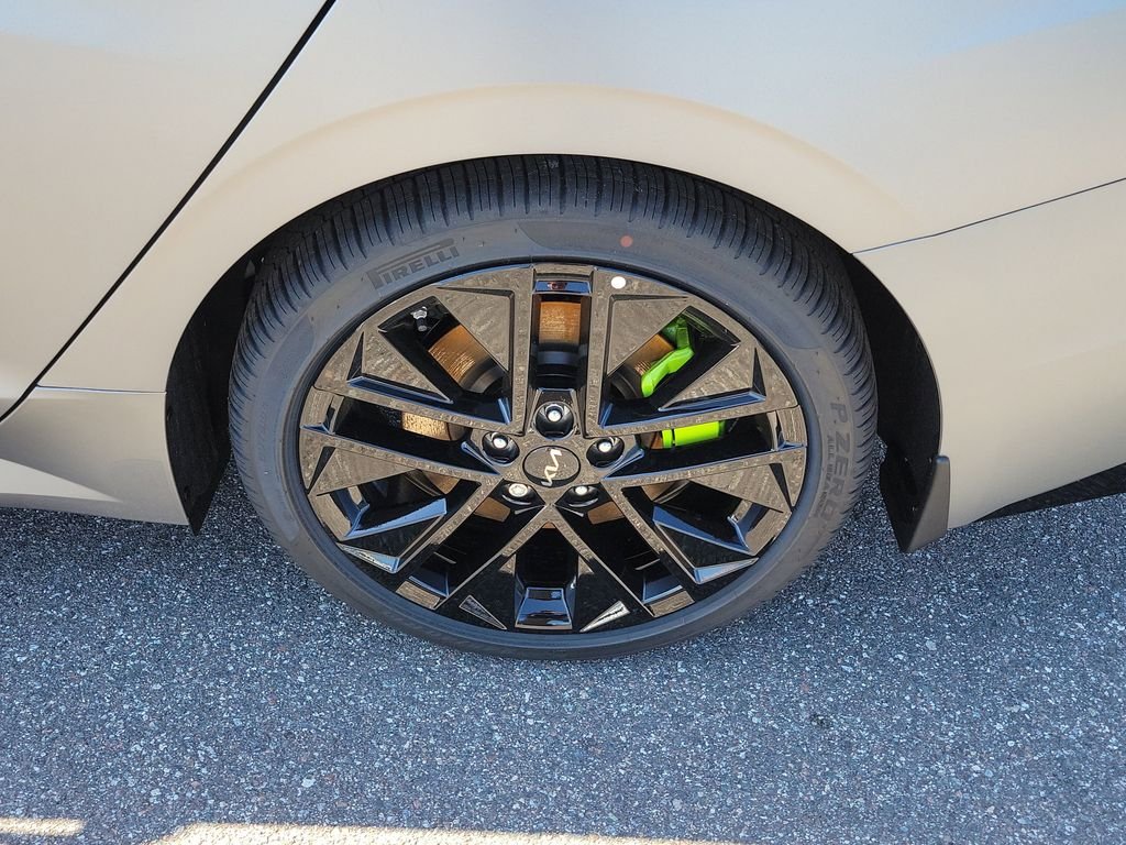 New 2026 Gray Kia GT image 39