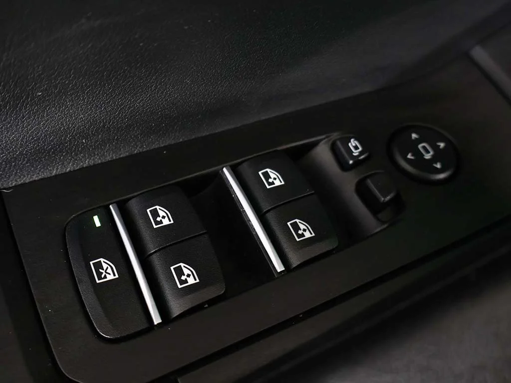 Used 2024 Carbon Black Metallic BMW xDrive40i image 44