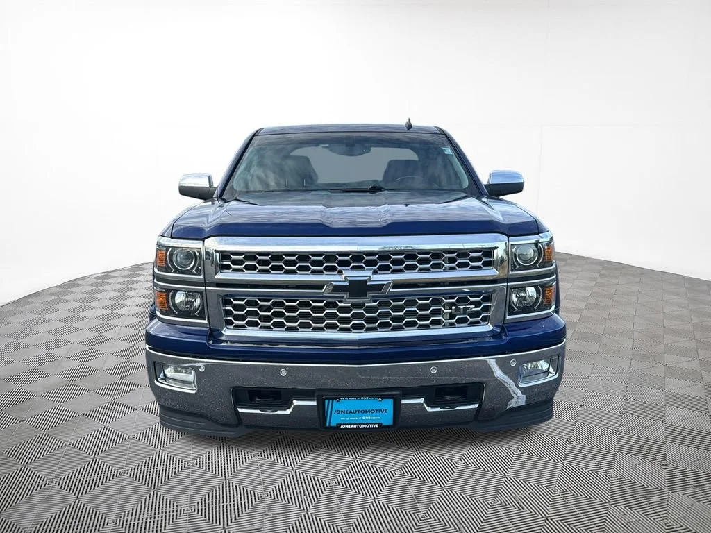 Used 2014 BLUE TOPAZ METALLIC Chevrolet LTZ image 3