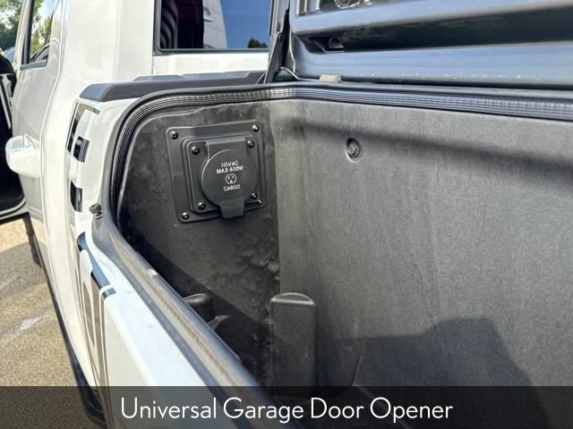 New 2025 Bright White Clear-Coat Exterior Paint RAM Power Wagon image 17