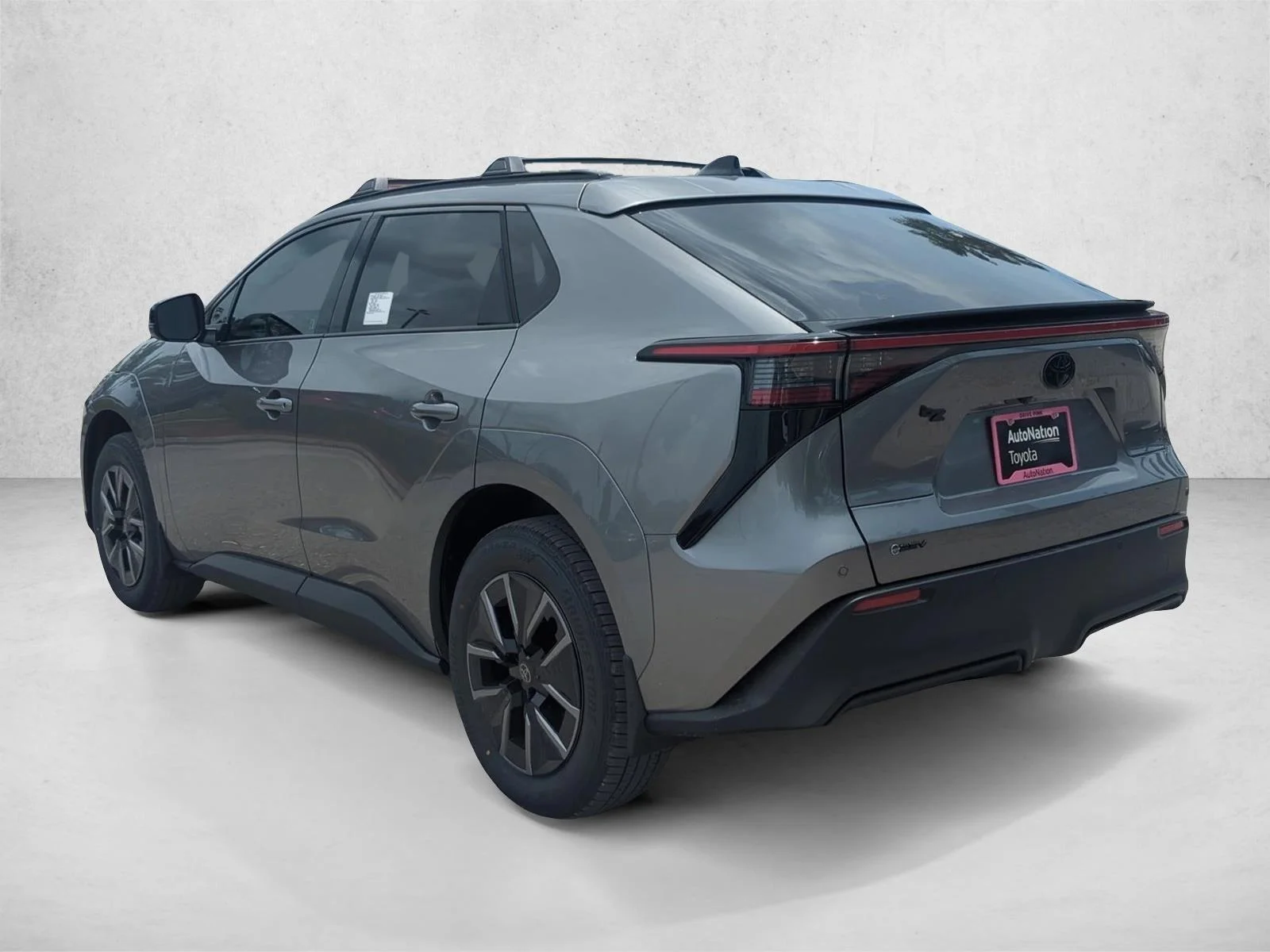 Used 2026 Heavy Metal [Gray] Toyota XLE Plus image 7