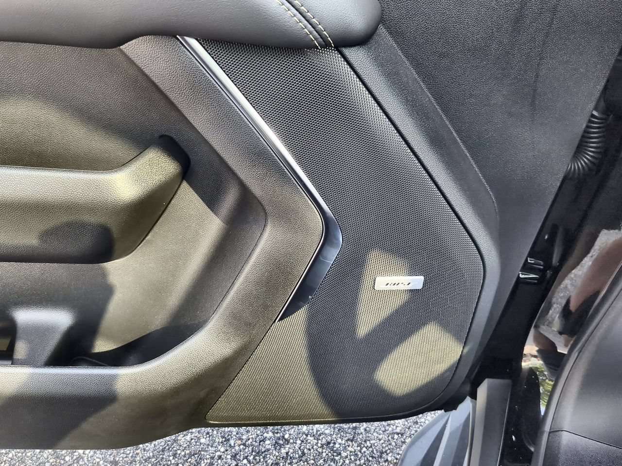 New 2026 Onyx Black GMC Elevation image 25
