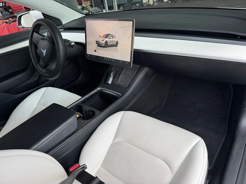 Used 2023 White Tesla Performance image 5