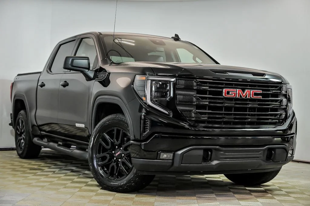 2022 GMC Sierra 4WD Crew Cab Standard Box Elevation's photo