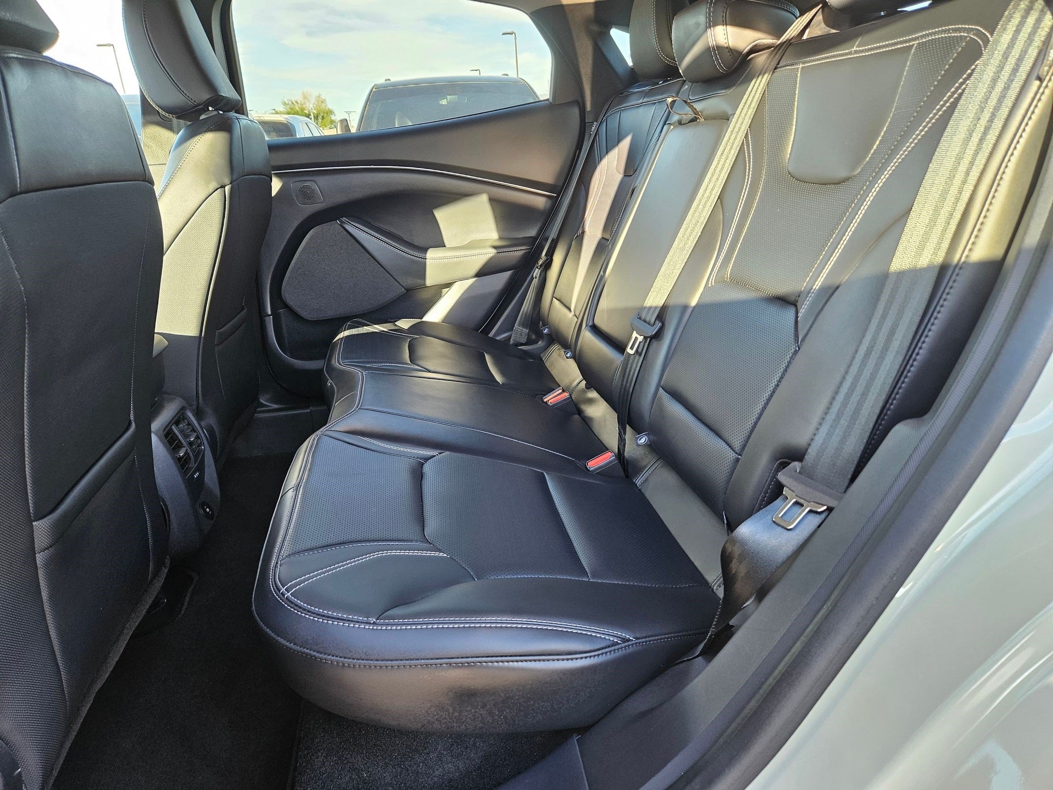 Certified Used 2025 Beige Ford Premium image 27
