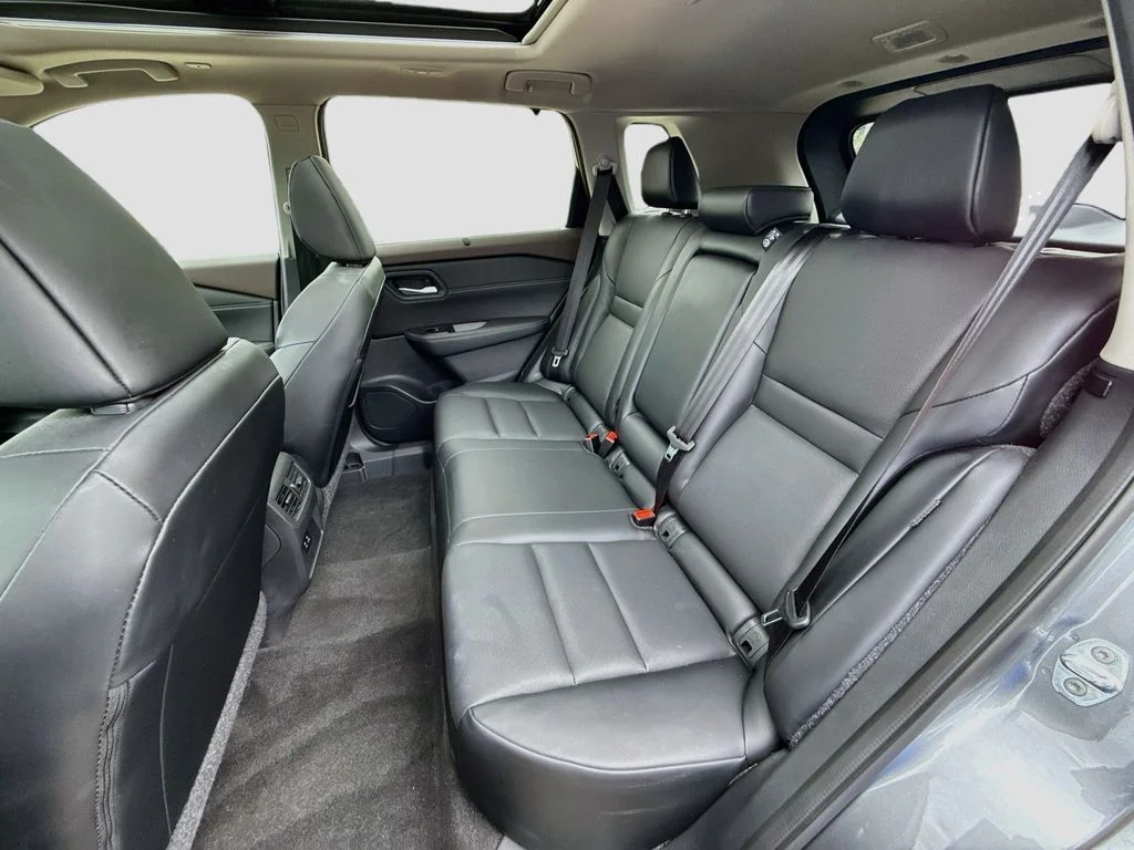 Used 2023 Gun Metallic Nissan SV image 24