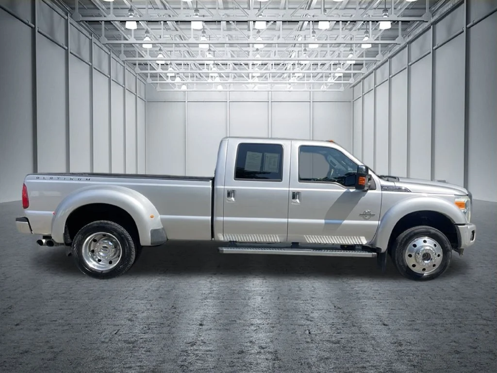Used 2016 Silver Ford Platinum image 5