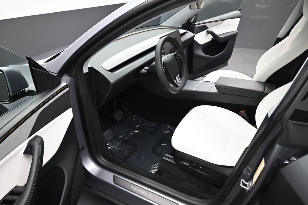 Used 2026 Quicksilver Tesla Long Range image 15