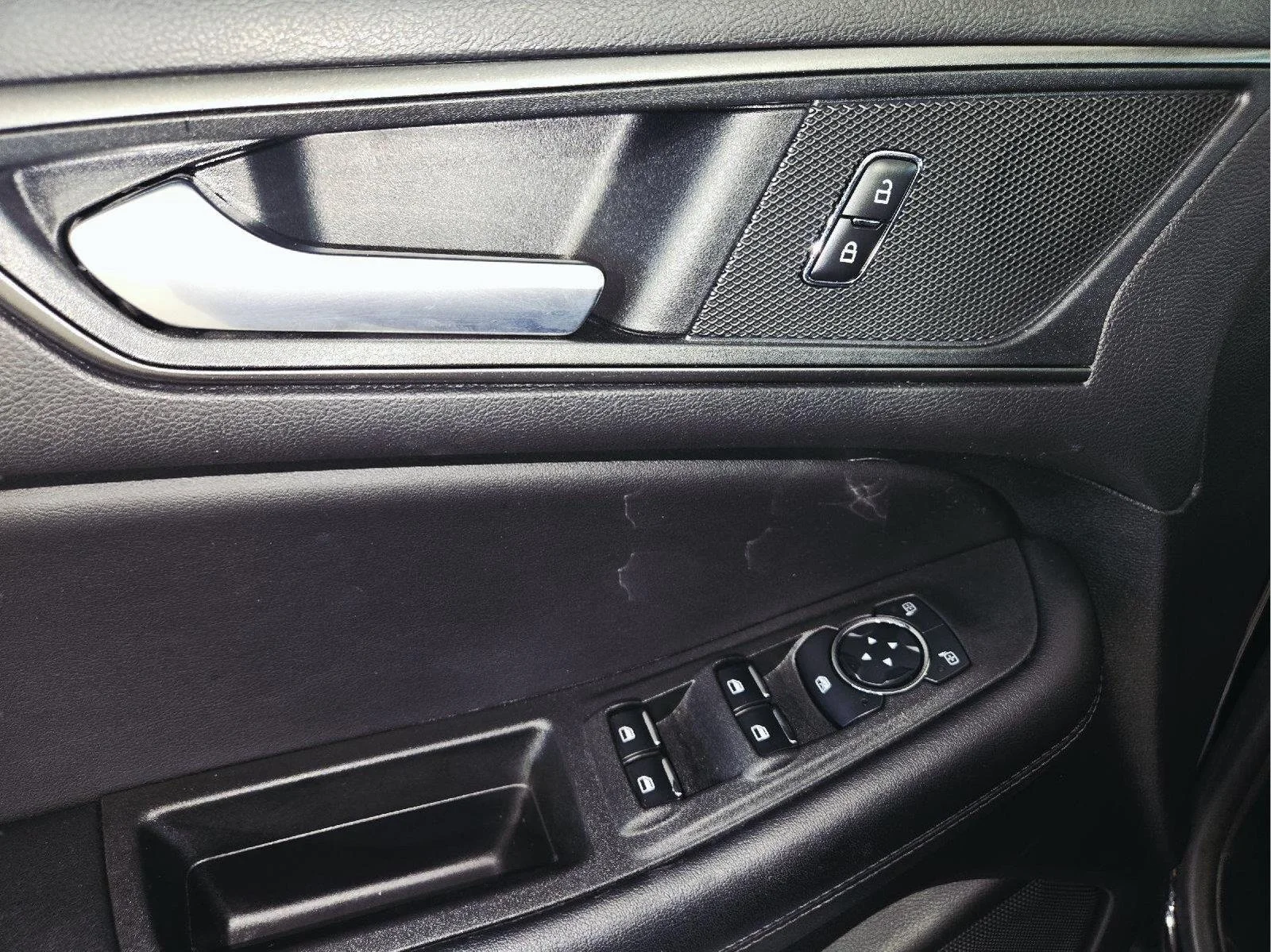 Used 2023 Agate Black Ford SE image 13