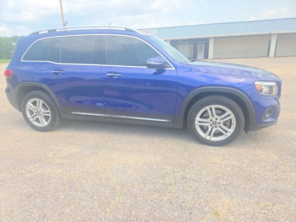 Certified Used 2020  Mercedes-Benz GLB 250 image 13