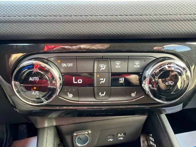New 2026 Mosaic Black Metallic Chevrolet LT image 39