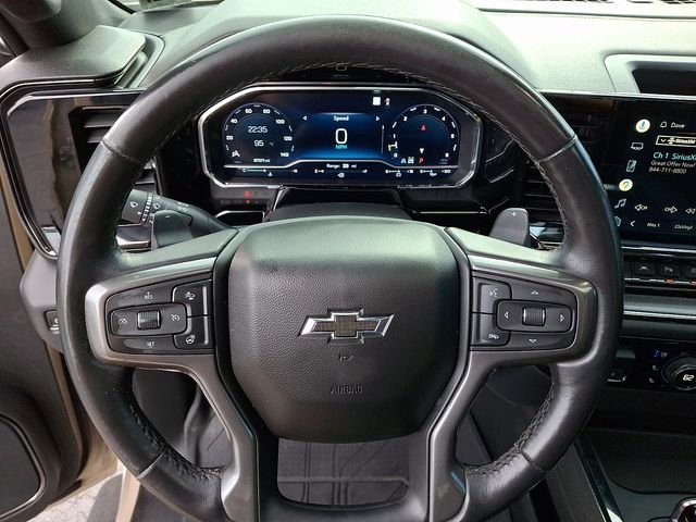 Used 2022 Beige Chevrolet ZR2 image 19