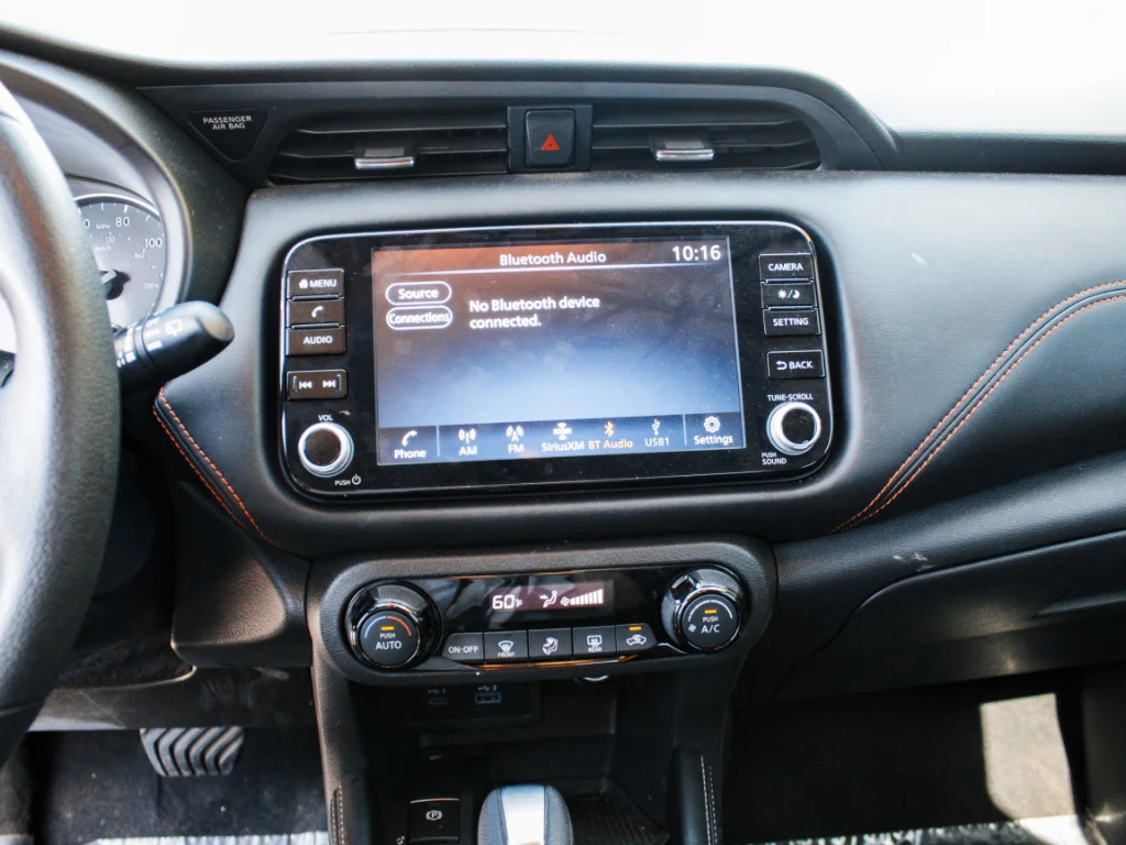 Used 2023 Qac - Aspen White Tr Nissan SR image 16