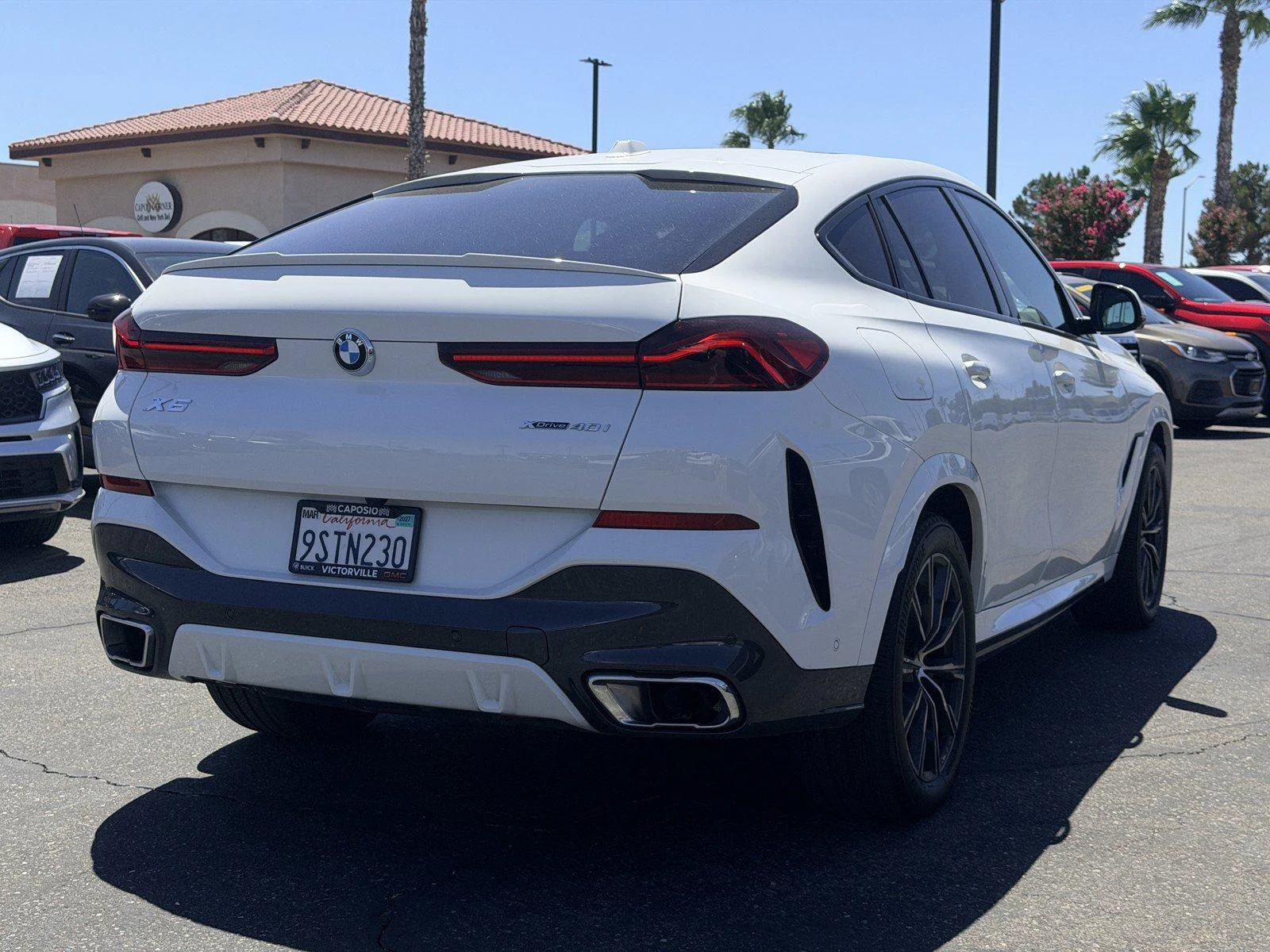 Used 2025  BMW xDrive40i image 6