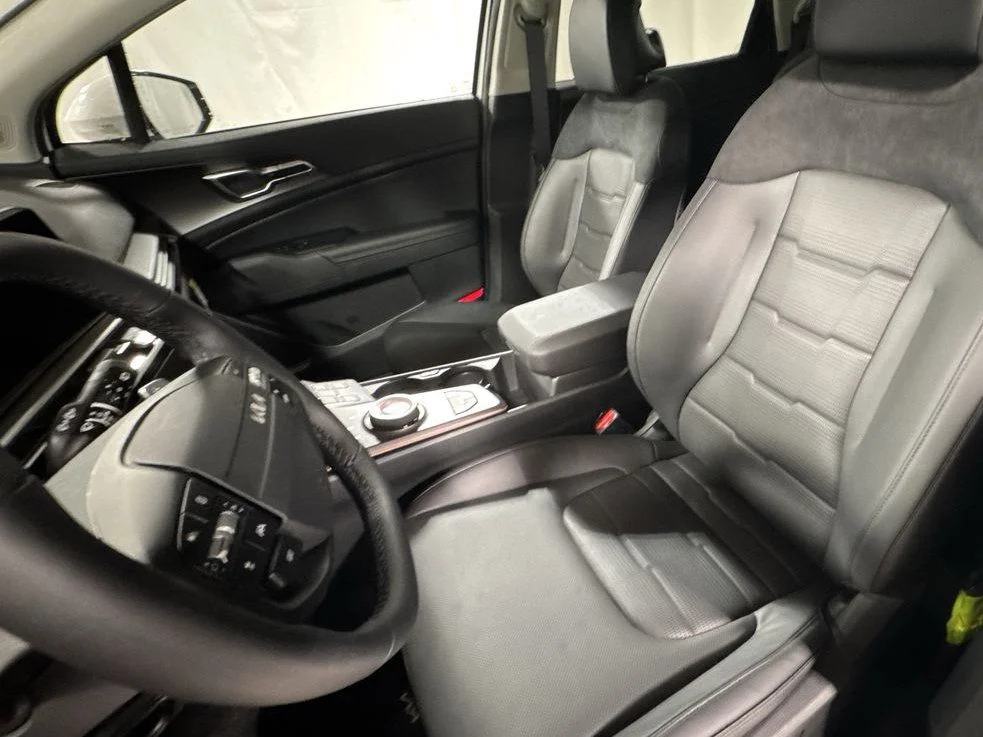 New 2026 Heritage Blue Kia SX-Prestige image 4