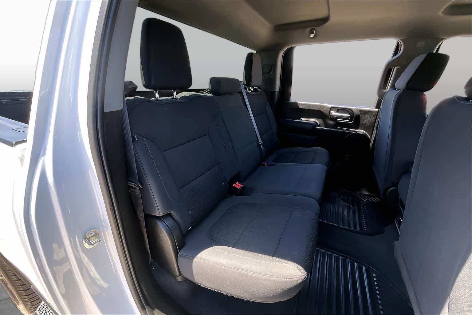 Used 2021 Summit White Chevrolet Custom image 19