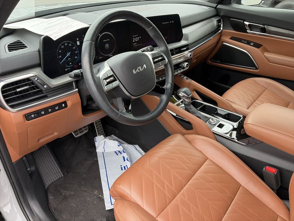 Used 2024 Wolf Gray Kia SX-Prestige X-Line image 11