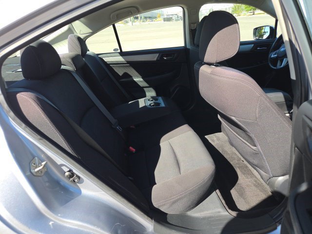 Used 2015 Ice Silver Metallic Subaru 2.5i Premium image 18