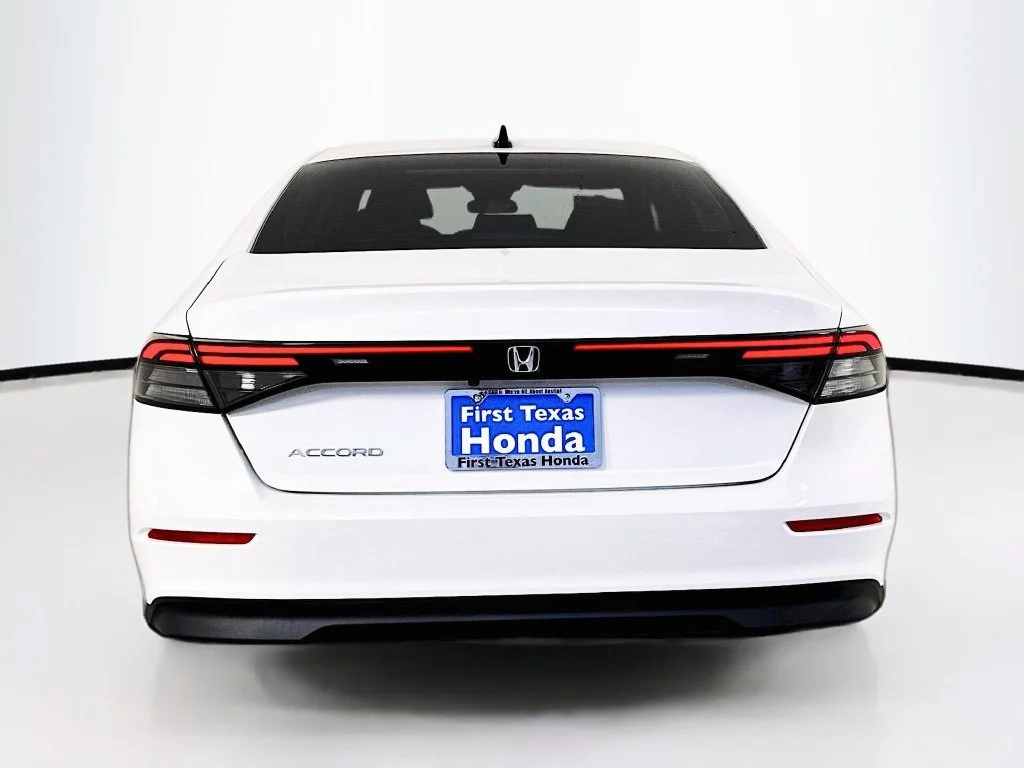 New 2026 Platinum White Pearl Honda SE image 6